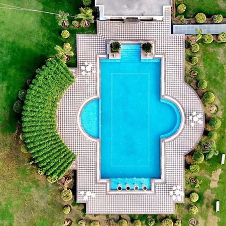 Umaid Farm Resort- A Legancy Vintage Stay In Džajpur Exteriér fotografie
