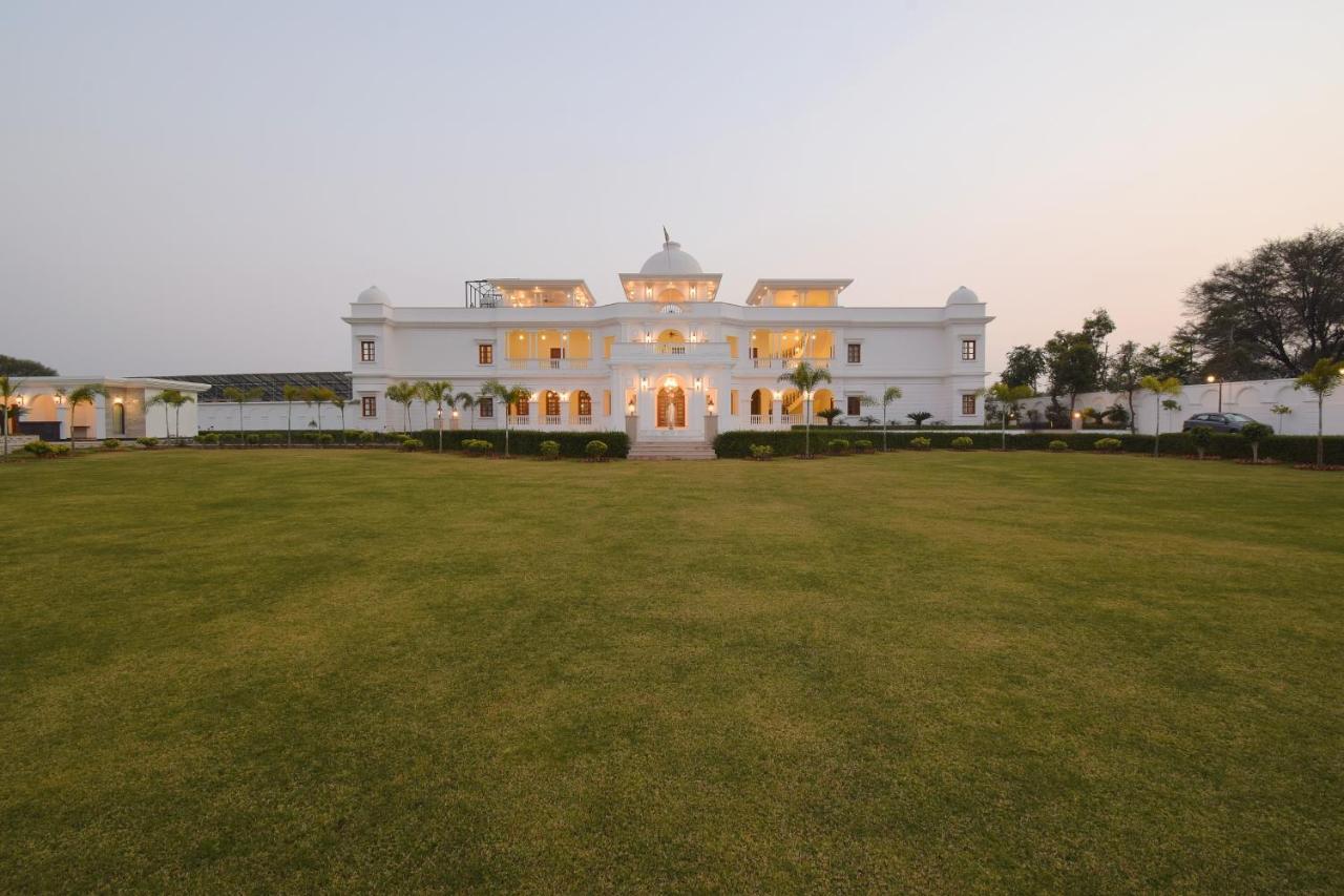 Umaid Farm Resort- A Legancy Vintage Stay In Džajpur Exteriér fotografie