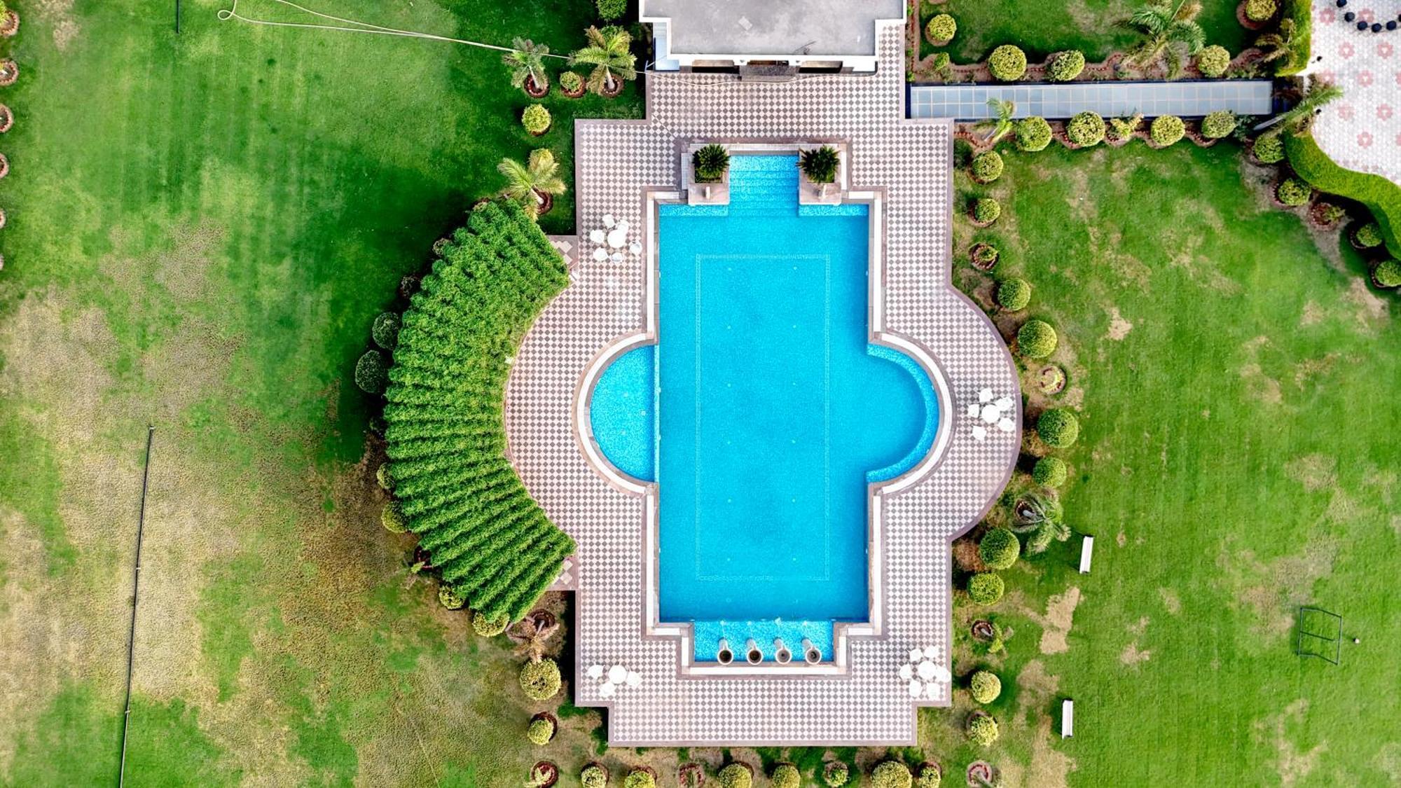Umaid Farm Resort- A Legancy Vintage Stay In Džajpur Exteriér fotografie